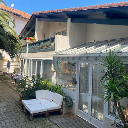 Charming 1 Bedroom Flat, Biarritz Center With Pool And Car Park Exteriör bild